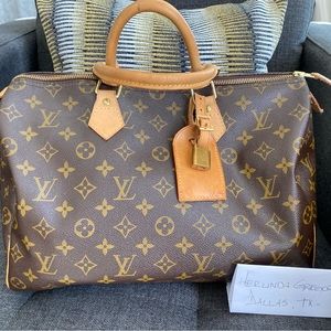 Louis Vuitton Speedy 35 Pre-Loved, excellent condition Classic Monogram